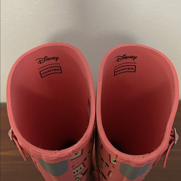 Hunter x Mickey Mouse Rain Boots | Big Kids US 5 | Pink - Picture 4 of 7